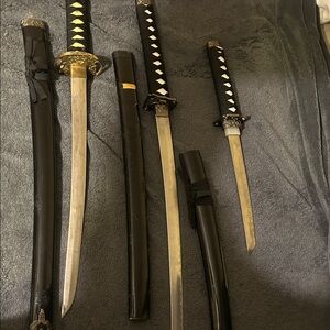 Black and Gold Samurai Sword Set
